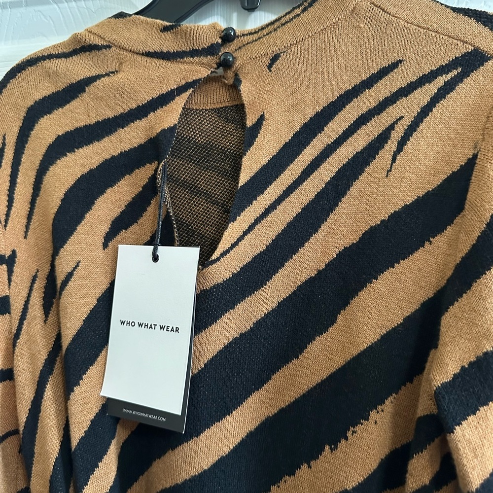 Who What Wear Animal Print 3/4 Sleeve Intarsia Sweater Dress XS NWT - Picture 4 of 5